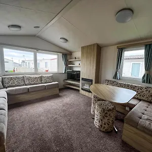 Lovely 6 Berth Caravan For Hire At Barmston Ref 62062hc , Lund United Kingdom